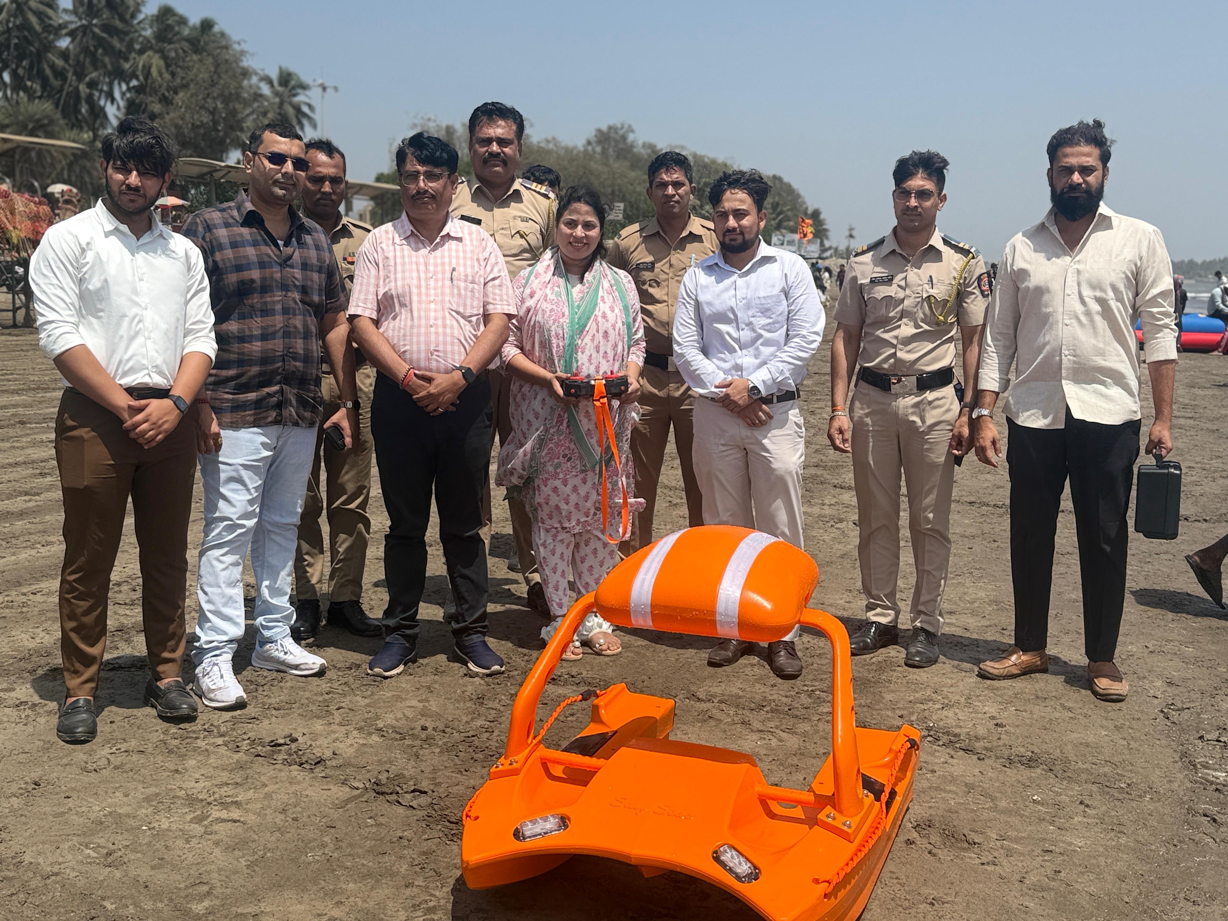 रायगड किनाऱ्यांवर रोबोटिक जीवरक्षक; सुरक्षिततेसोबत पर्यटनाला नवी चालना
