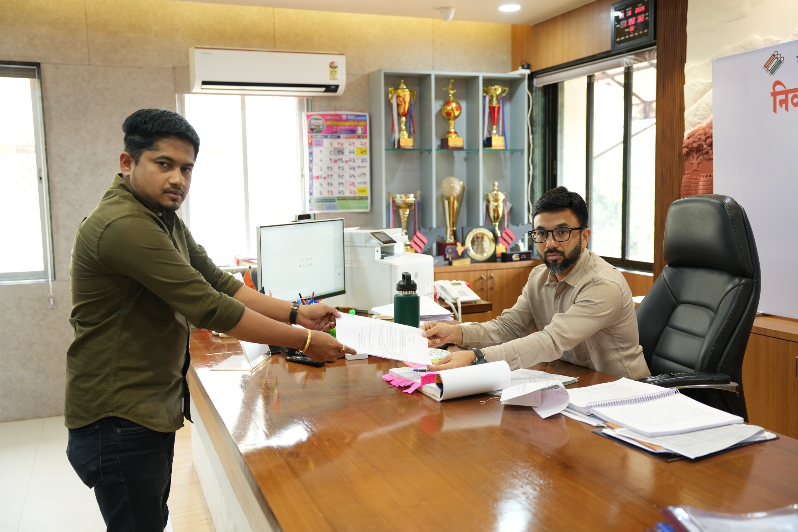 जुईली दळवी यांनी उमेदवारी घेतली मागे; विधान परिषद निवडणुकीत आता पाच उमेदवार रिंगणात