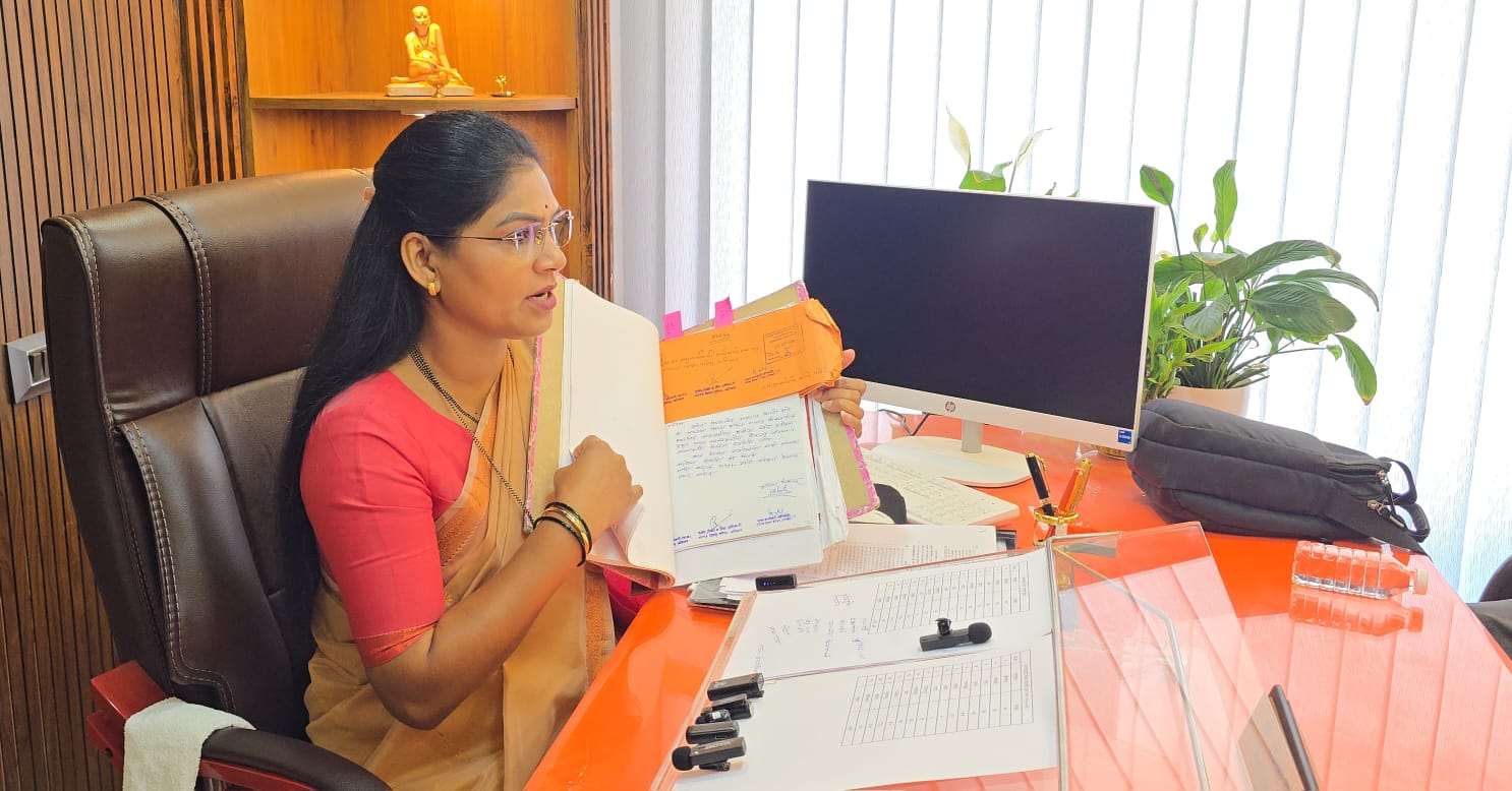रायगड जिल्हा परिषदेच्या महिला व बालकल्याण विभागात अडीच कोटींच्या घोटाळ्याचा आरोप