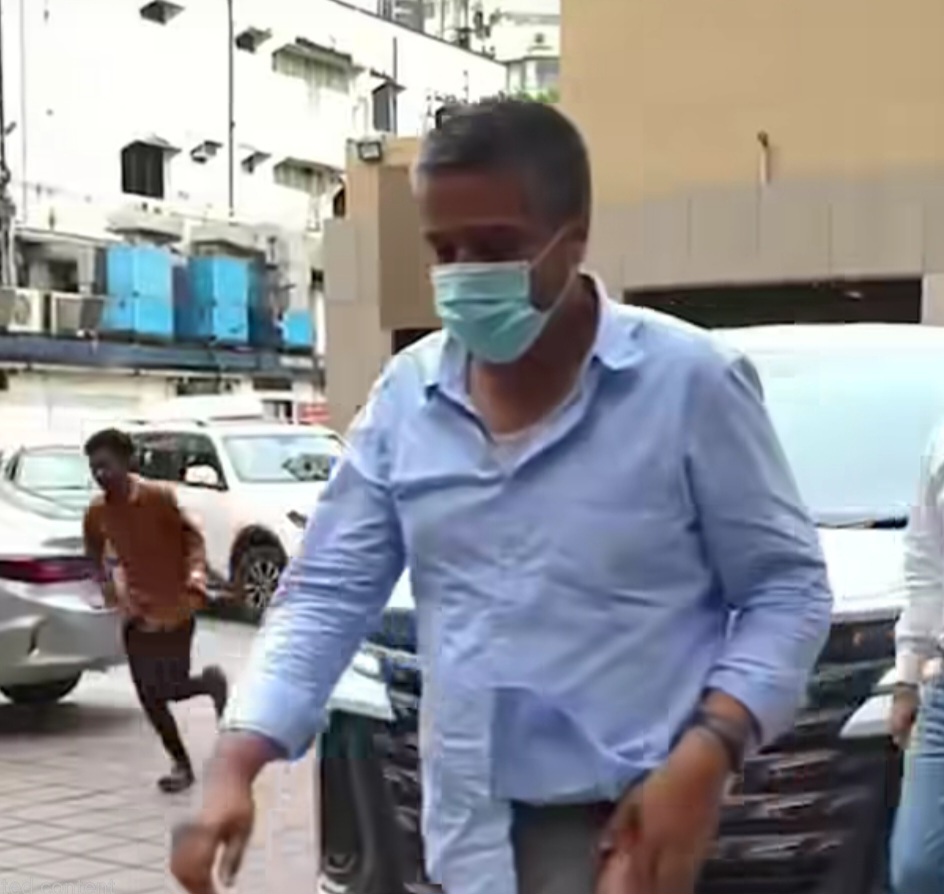 आमदार रोहित पवार यांना अस्वस्थ वाटल्याने ब्रिज कँडी रुग्णालयात दाखल; उपचार सुरू